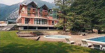 Club Otel 3*